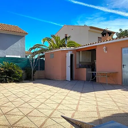 La Perla De Oasis Hotel 4*