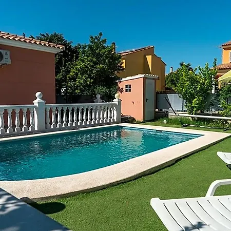 Hotel La Perla De Oasis